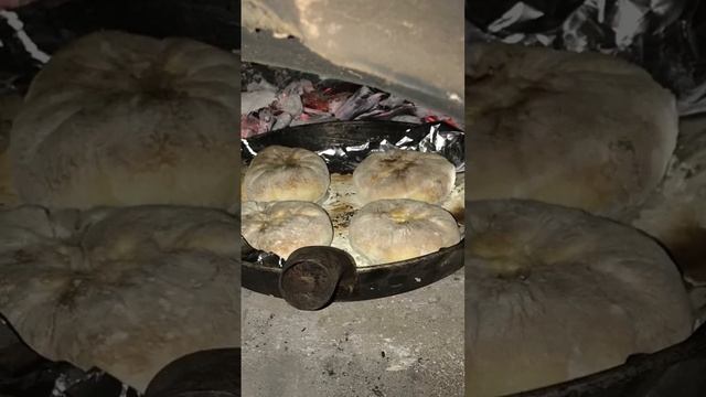 Pie in the Pompeian oven Беляши в помпейской печи.