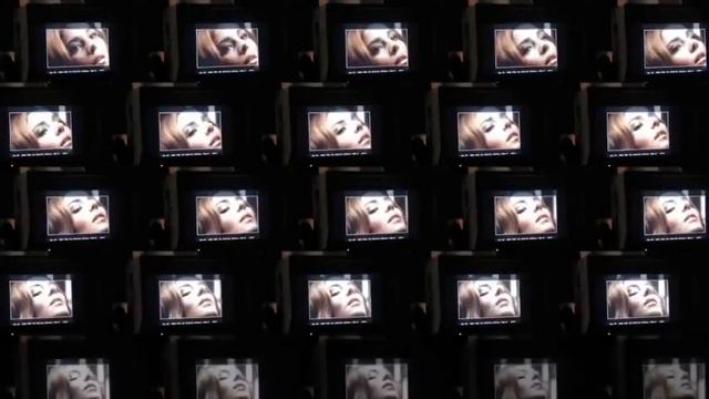 Cheryl Cole Behind the scenes of L'Oreal Telescopic Mascara advert смотреть онлайн