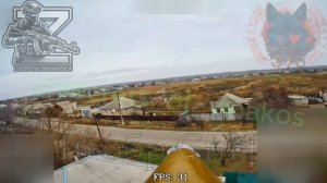 FPV дрон сжигает автобус нацистов ВСУ