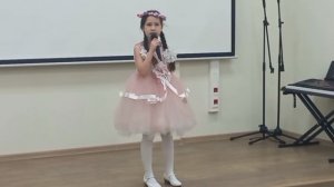У моей России длинные косички