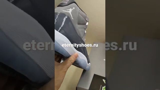 Air Jordan 11 Retro Cool Grey (2021) Review From eternityshoes.ru смотреть онлайн