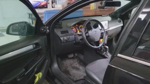 Opel Astra H Бороды_из_Auto-HiFi