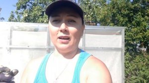 Одна без мужа, сломался секатор, отказал триммер!