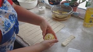 Покупки. Муж пристыдил, а мне надо 🤣. Розочки с яблоками. Пирог с ТВОРОГОМ.