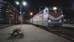 ЧС4Т-592 с поездом № 359 Адлер — Калининград прибывает в Минск