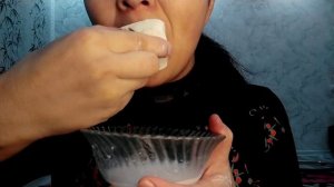 Wet Crunch | Elen with milk | Asmr | хруст | мокрый мел Элен #хруст #мел #асмрхруст