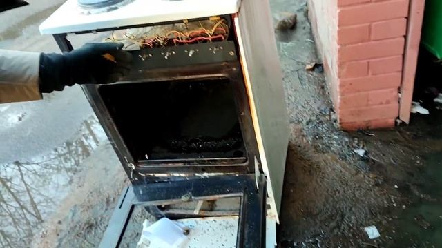 ДОБЫЧА МЕДИ..... Поиск металлолома. Деньги из мусора. смотреть онлайн