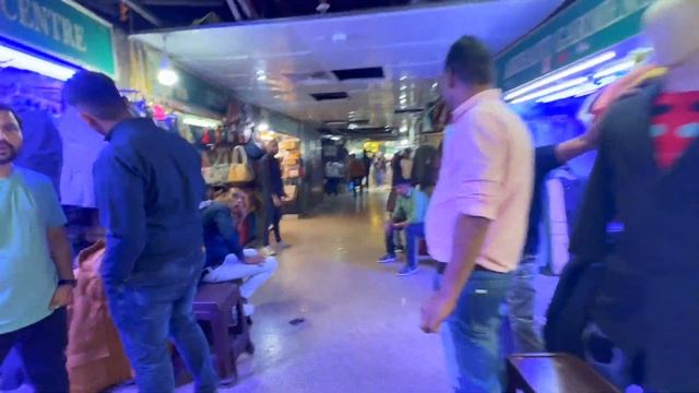 🇮🇳 Awful Shopping in Delhi - Ужасный шоппинг в Дели - Рынок барахолка - Болталка и прогулка смотреть онлайн