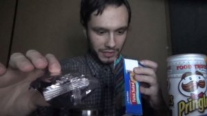 Посылка из Америки Pringles cheeseburger,печеньки Goldfish,Салат с тунцом,M&M's