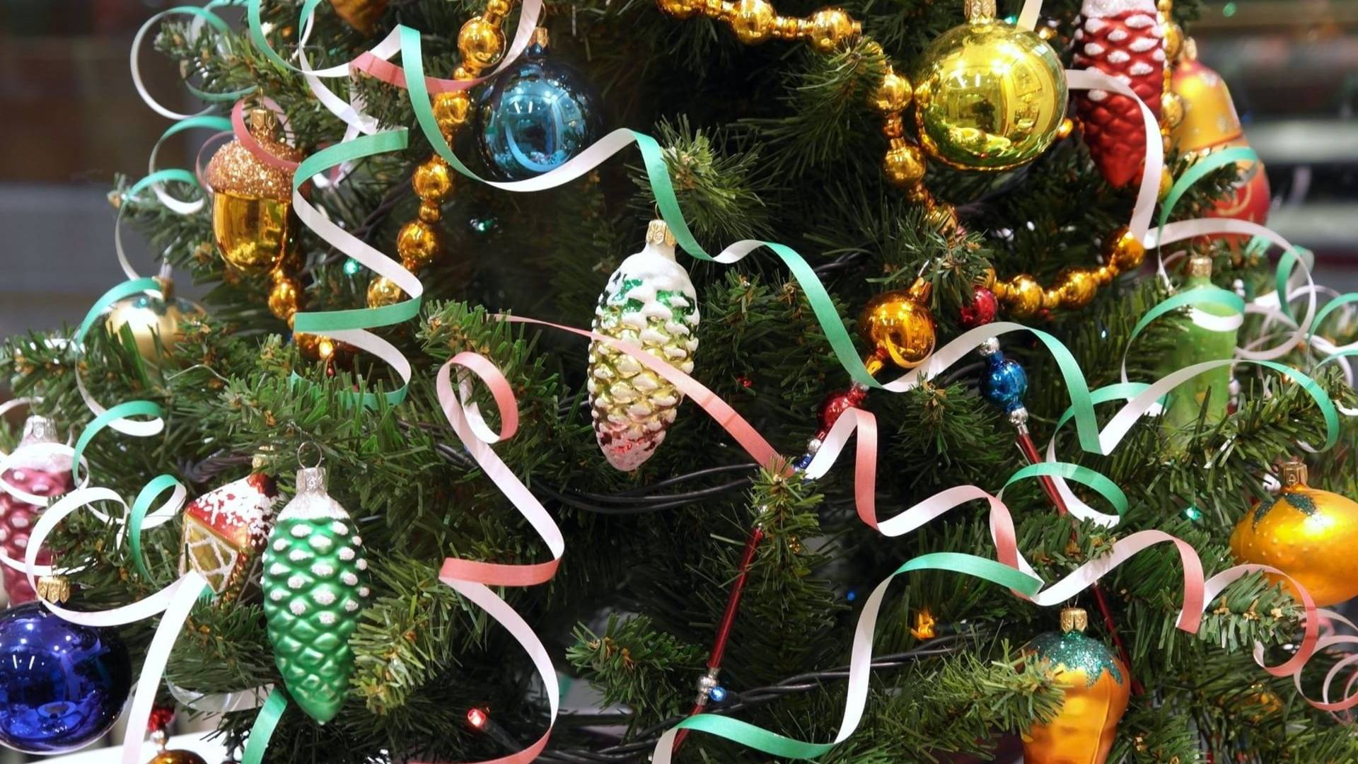 Концерт хоровых и вокальных коллективов Новогодний серпантин