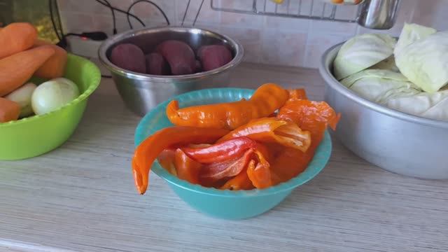 Борщ на зиму. Самый простой и самый удачный способ.