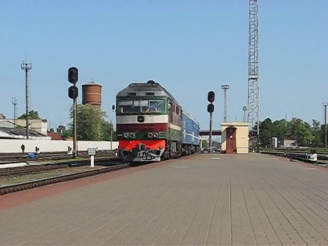 ТЭП70-0358 (БЧ, ТЧ-15 Орша) с поездом №56 "Сож" Москва - Гомель (БЧ) прибывает на конечный пункт