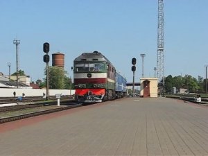 ТЭП70-0358 (БЧ, ТЧ-15 Орша) с поездом №56 "Сож" Москва - Гомель (БЧ) прибывает на конечный пункт