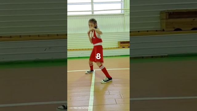 @ВалерийМихалёв-ъ6ч #урокибокса #m #школабокса #усть #sports #russianboxing #спорт #бокс  #boxing