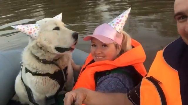 С ДНЕМ РОЖДЕНИЯ помет В поздравляю выпускница ТИМЕРТАШ ВАЛЕНСИЯ (Омск) 1 год дочь ДАНЫ и ШИКА смотреть онлайн