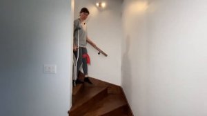 Лестница после операции. Как подниматься и спускаться_ How to use stairs after Surgery (Eng)