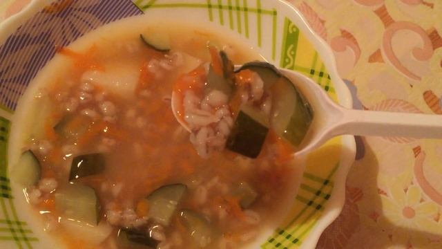 ASMR eating whisper - Soup / АСМР чавканье шепот - Рассольник Ruhe flüsternd relaxation chuchotemen
