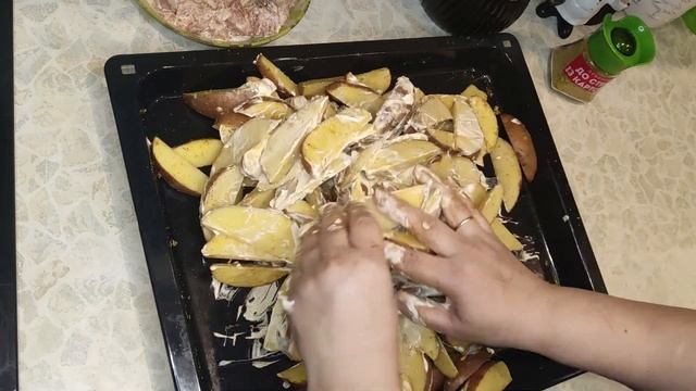 Картошка по селянски с мясом. Вкусно в Одессе