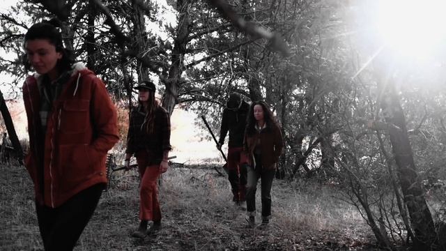 Blundstone/Crow's Closet video смотреть онлайн