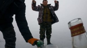 Зимняя рыбалка на озере Самро!
