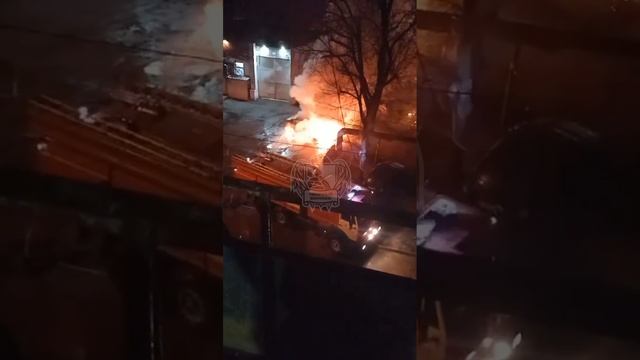 По улице Иркутская полностью сгорел автомобиль. 🔥