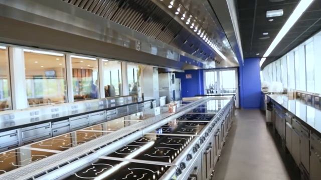 Crêpe chef   Professional Qualification Certificate   Le Cordon Bleu Paris