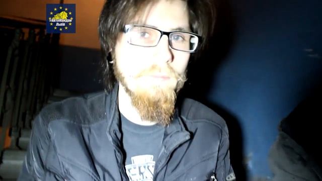 Львів'янин та кримчанин курять люльку миру смотреть онлайн