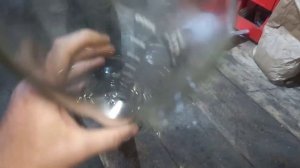 Эффективный и бесплатный способ фильтрации любого масла от металлических включений и пыли.