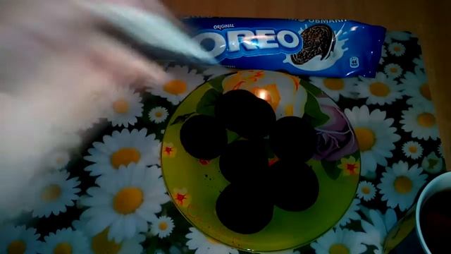 ПЕЧЕНЬЕ OREO- ПОКРУТИ, ЛИЗНИ, ОБМАКНИ.