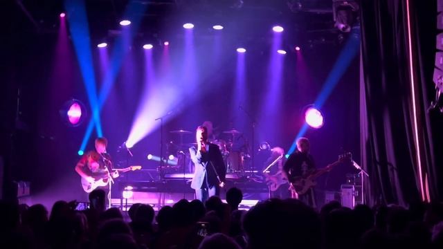 Teenager in Love - Neon Trees Live in NYC (2023) смотреть онлайн