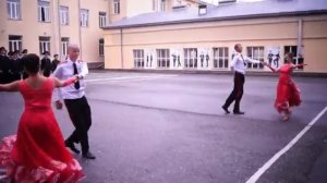 Торжественная линейка посвящённая Дню Знаний