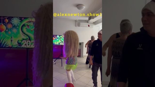 Ирина на Корпоративе покорила Мужские сердца 💗💗💗 💯✌️😎
#Newtonshow