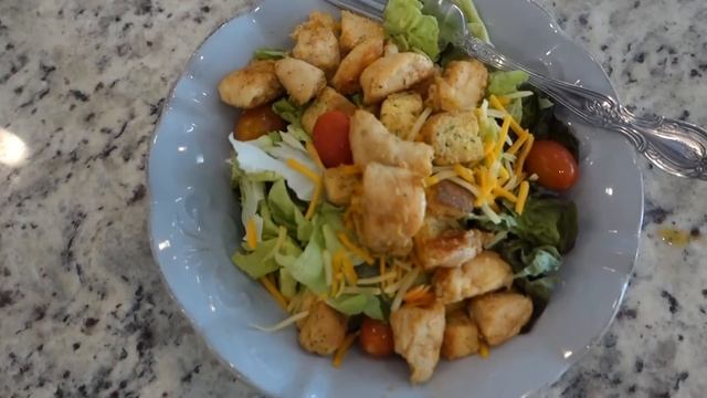 A Day In the Life with Ryan and Nadia White | Cooking and Workouts! смотреть онлайн