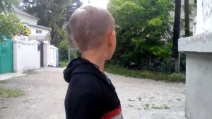 Жесть я трогаю какашку