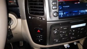 Toyota Land Cruiser 100 "razdatka"  (Low gear, High gear)