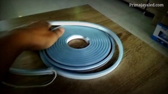 Neon Flexible LED 12V 5 Meter Biru Muda смотреть онлайн