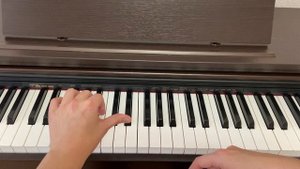 1. Самоучитель игры на фортепиано. Приучаем себя к нотам в басовом ключе/Марина Бондарь. Ноты Пилоты