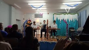 Баян и цимбалы. Новогодний школьный концерт 2025