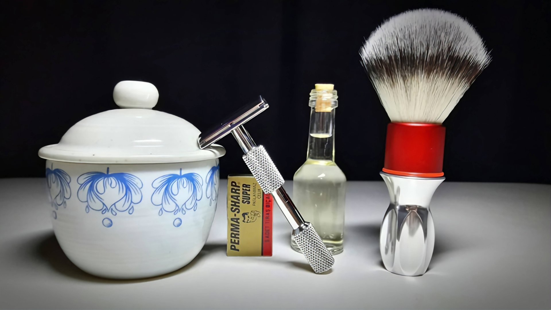 Бритье. Бритва Carbon Shaving Co., DARWIN soap & lotion, Alpha T-400 synthetic brush, Perma-Sharp смотреть онлайн