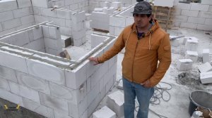 Дом из газобетона. Несущие и самонесущие перегородки, будущие колонны. Сестрорецк (2-я серия).