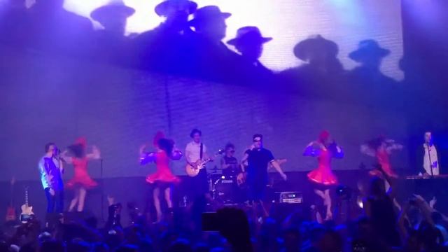 Элизиум 100% хит 07.04.18 смотреть онлайн