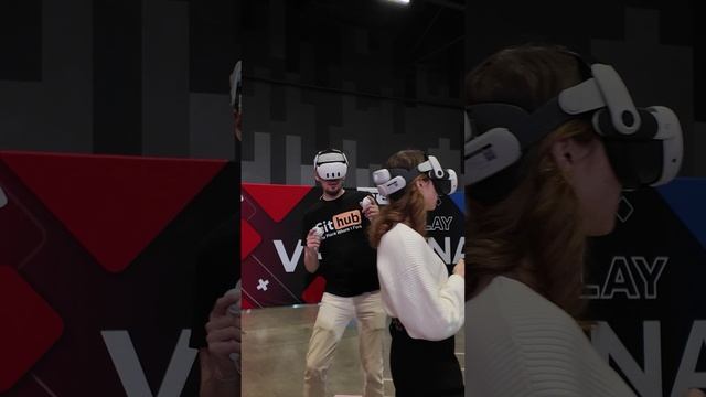 Наша мини VR ARENA на Игропроме