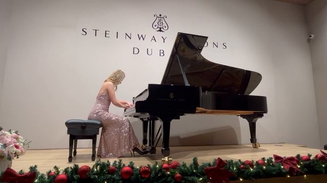 Чайковский-Плетнёв. Andante maestoso из балета Щелкунчик. Исполняет Татьяна Безменова.