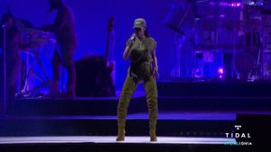 Rihanna - Rude Boy Live at Made In America 2016