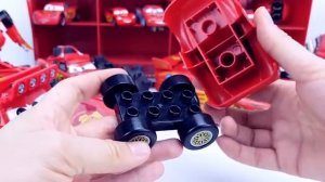 Молния Маквин – большая коллекция игрушечных машин. Маквин монстр трак, Транспортировщик Мак..mp4