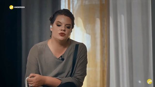 Вера Полозкова читает свои стихи