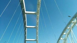 На крымском мосту