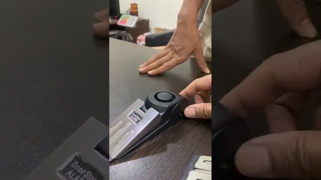 Door Stopper with Security Alarm (OB 4670) смотреть онлайн