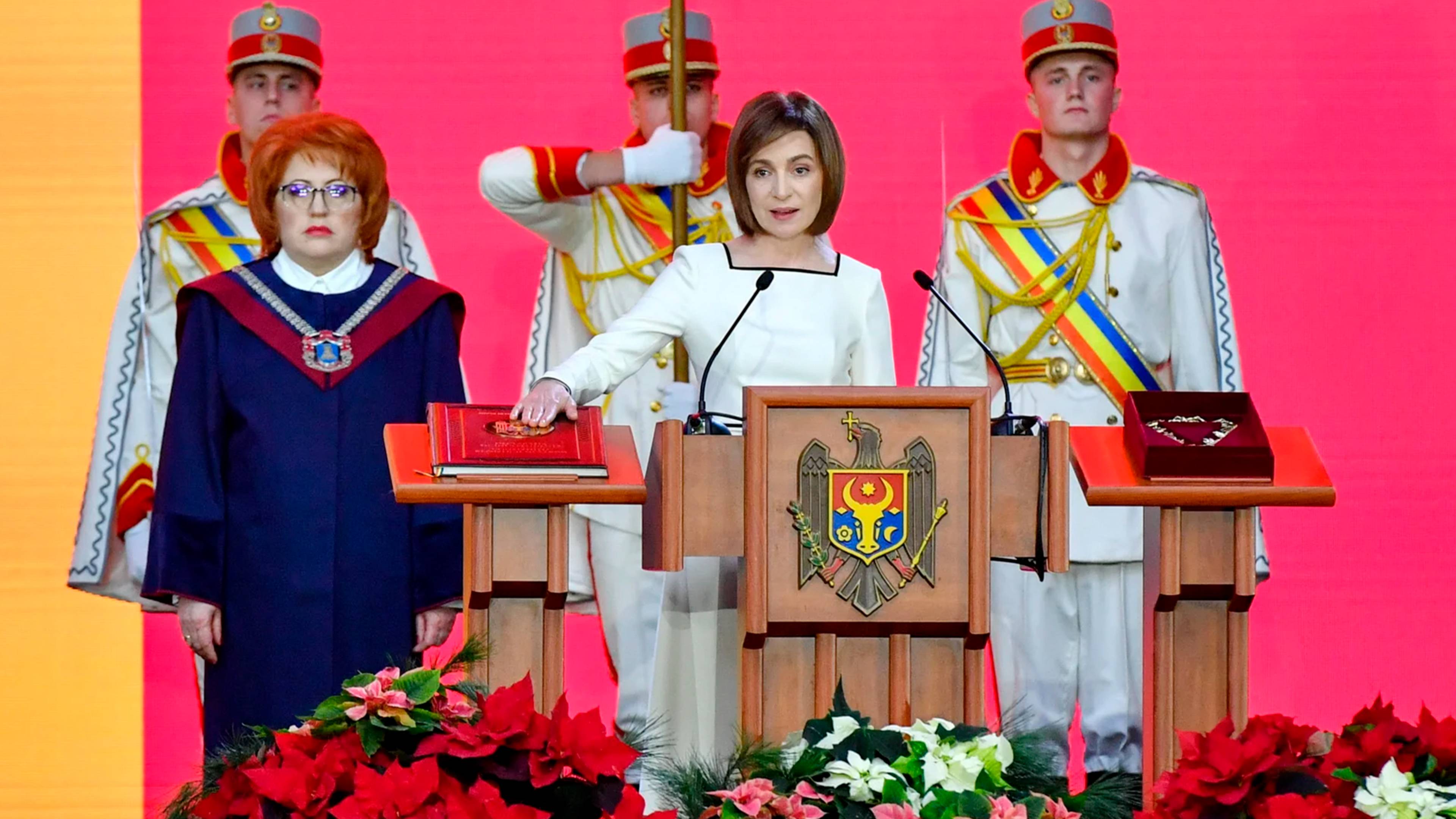Майя Санду официально вступила в должность президента Молдовы