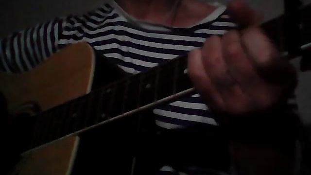 "Сгорая плачут свечи"-Дворовая песня на гитаре(под гитару) смотреть онлайн